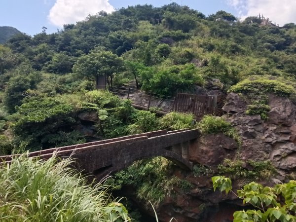 瑞芳區內九份溪水圳橋+水圳路風吹輦隔+無言の山丘+六坑斜坡索道O型2891658
