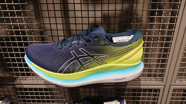 asics glideride intersport