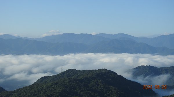 石碇二格山雲海流瀑+十三股山(永安社區)+獵狸尖(梅樹嶺山706M)8/271824898