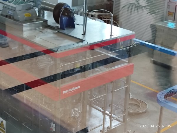 中國山東煙台張裕卡斯特酒庄、煙台金沙灘喜來登度假酒店、夜遊天馬棧橋廣場2778237