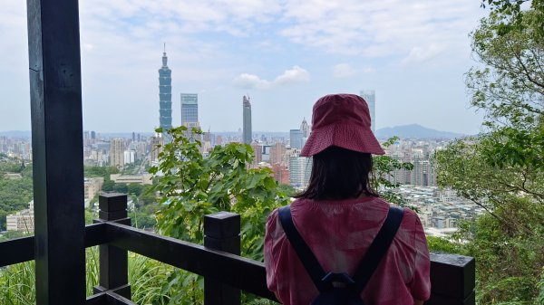 (姨婆趴趴走)第十九集:台北四獸山連線縱走2251718