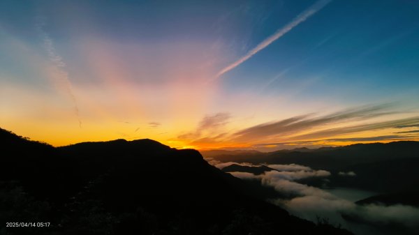 #翡翠水庫壩頂 #日出雲海 #火燒雲 #霞光 #月圓 #松月櫻 #鱷魚島雲海 4/14 & 162760629