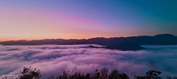 #新店四十份 #翡翠水庫壩頂 #覺真宮 #雲海 #日出 #雲瀑 #霧虹 1/52977228