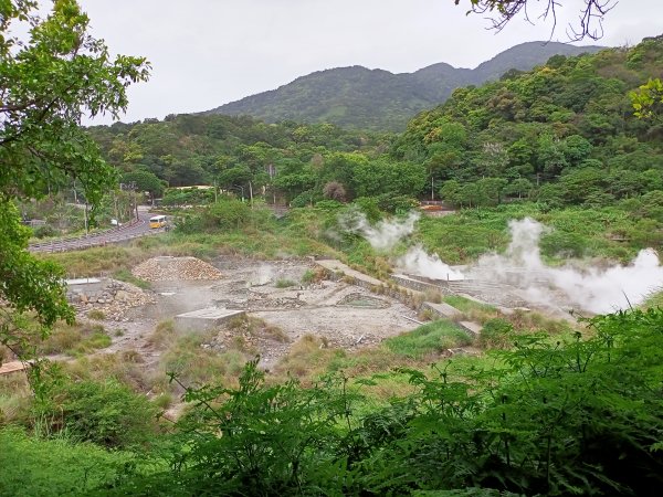 硫氣氤氳的硫磺谷步道、硫磺谷地熱景觀區1320598