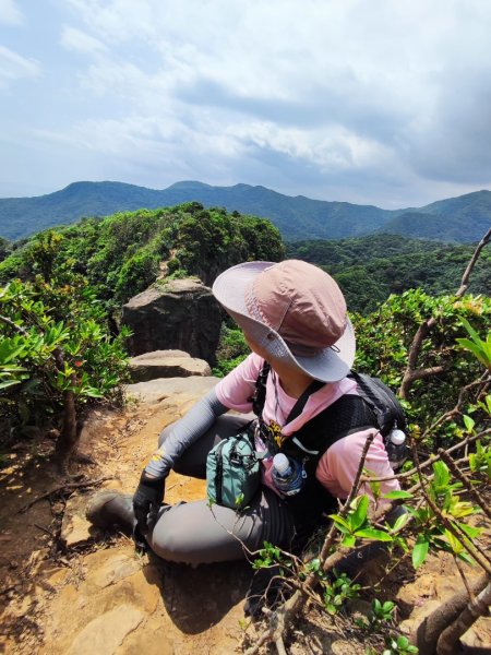南雅山-門牙岩-鐵達尼岩-海園古道-鼻頭角3040486