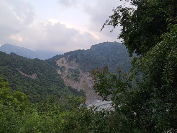高雄北柴山，田寮月世界，大崗山，小崗山，龍頭山步道3122608