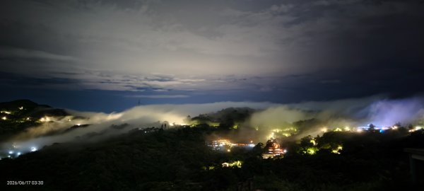 #二格路 #琉璃光 #雲瀑 #二格山  #雲海流瀑  6/173075596