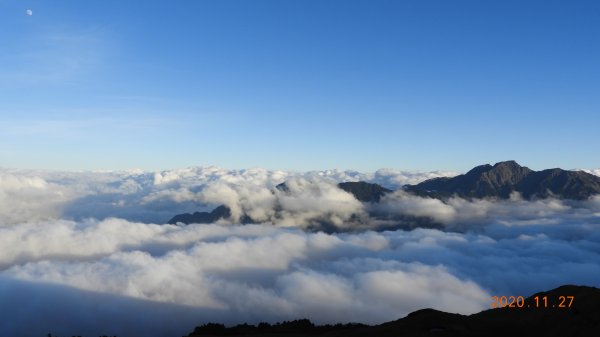 縮時攝影雲山水-我的百岳行202011行到水窮處，坐看雲起時
