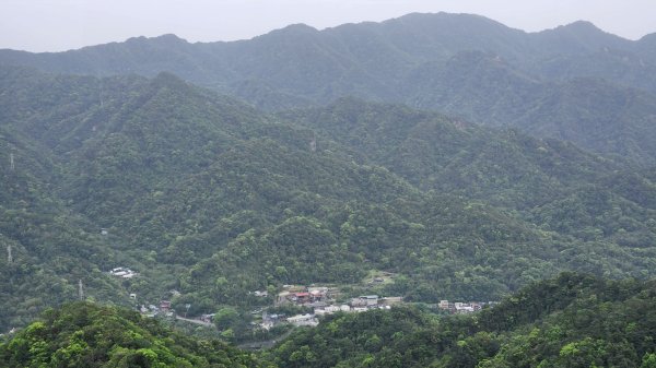 峰頭尖~峰頭尖東峰2761359