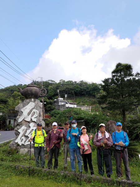 【小百岳集起來】#017 二格山→猴山岳→草湳1692026