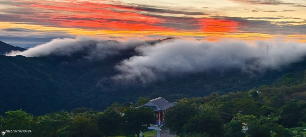 #新店四十份 #翡翠水庫 #日出 #雲瀑 #火燒雲 #雲海 9/23114393
