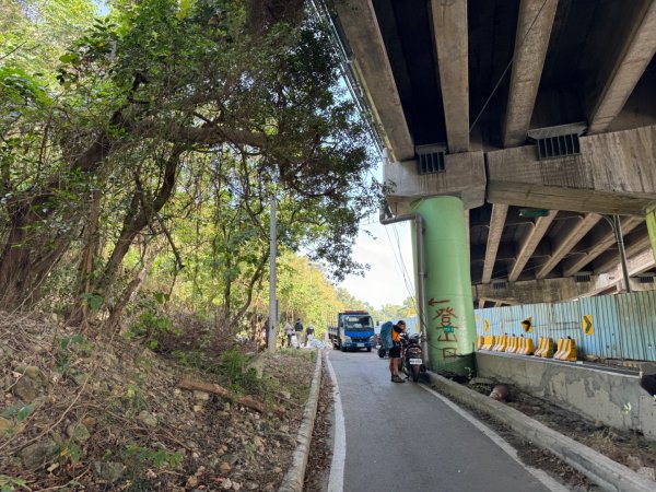 苗栗縣三義鄉小百岳火炎山（3-159），南鞍古道O形。台中市大安區下九（3-158）平地基石2340890