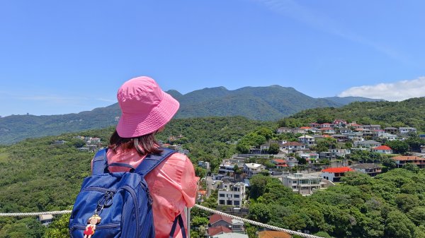 (姨婆趴趴走)第四十三集:攀登連走奇岩山、軍艦岩、丹鳳山2499501