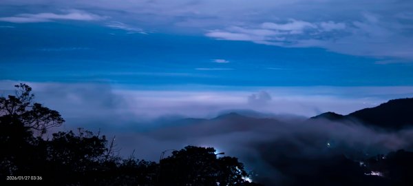 #大屯山 #百拉卡觀景台 #雲瀑 #雲海 #琉璃光 1/272989007