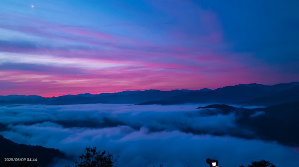 跟著雲海達人山友追雲趣 #琉璃光雲海 #火燒雲雲海 5/92782973