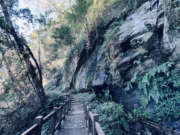 小百岳石壁山三峰縱走2680692