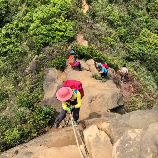 【北台灣郊山之王「瑞芳劍龍稜」 攀爬峭壁岩稜翻山越嶺驚險行】1337562