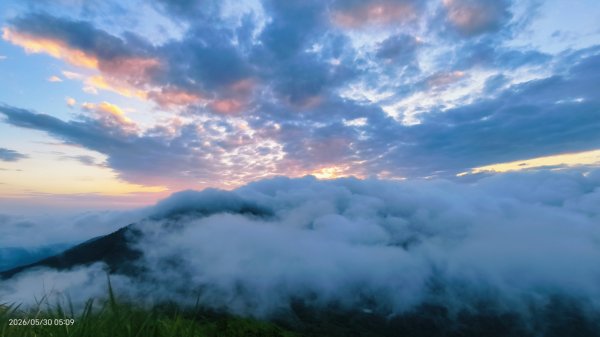 #大屯山 #雲瀑（過山雲） #日出 #滬尾碼頭 #夕陽 #虎山峰 #101大樓3065874
