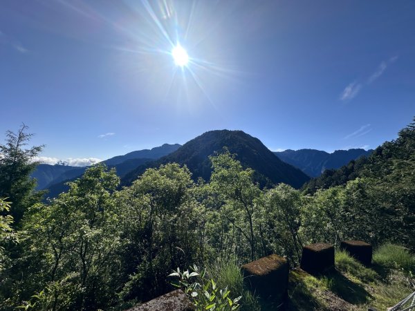 鹿林前山、鹿林山、麟趾山O繞縱走2799634