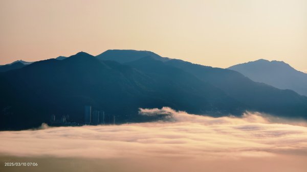 觀音山差強人意 #日出 #雲海 #雲瀑 3/102731986