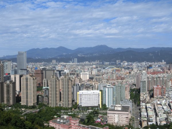 南港山縱走．麗山橋口步道470083