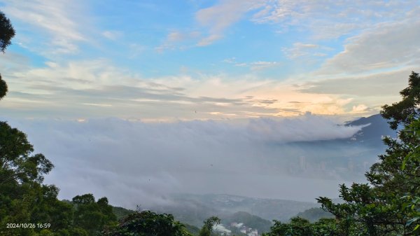 觀音山夕陽火燒雲雲海10/262636357