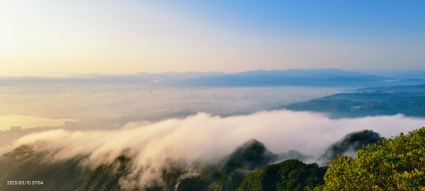 觀音山差強人意 #日出 #雲海 #雲瀑 3/102731975
