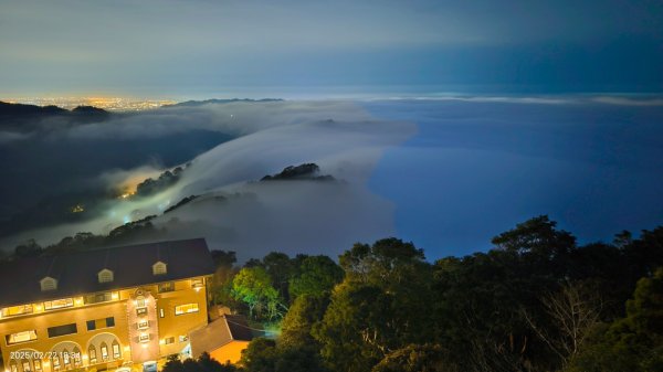 苗栗大湖 #薑麻園 #雲洞山莊 #琉璃光 #雲海 #雲瀑 2/222718393