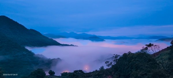 北宜郊山之濫觴，差強人意 #琉璃光雲海 #日出雲海 #觀音圈雲海 & 九份趴趴走6/72804812