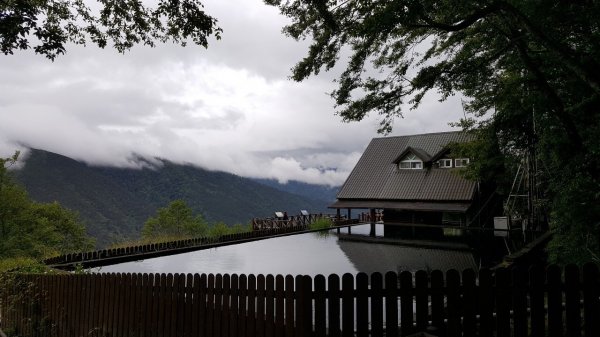 沒上雪山主峰在七卡山莊撤退改走桃山瀑布973194