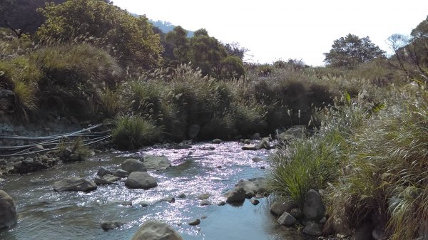 硫磺溫泉蒸騰的磺溪嶺景觀步道、龍鳳谷步道811023