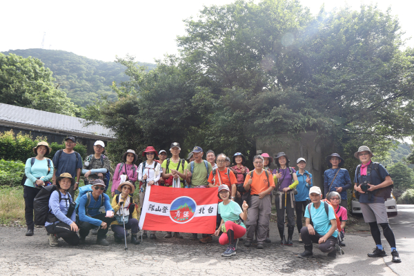 2025-07-13 竹子湖連走清天宮─湖田區民活動中心站→蜜蜂巢古道→鞍部氣象站→山之家遺址→觀音谷→二子坪遊憩區→向天池→清天宮