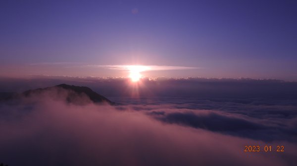 大年初一陽明山滿滿的日出雲海&水淹金山寺/天空之城，媲美202201272001984