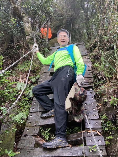 尋覓雨霧中的獅子|獅仔頭山|Mt.Shizaitou|隘勇線|峯花雪月2384992