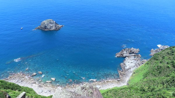 110.0512 基隆嶼登島登塔繞島三合一1385443