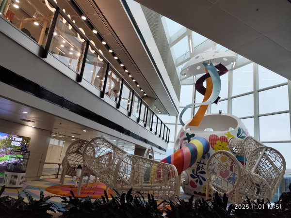 四川成都天府機場→香港國際機場→臺灣桃園國際機場2941778