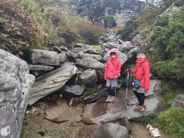 南湖帝王群峰朝聖之旅~東北季風亂入，缺尖哥的北一段1873886