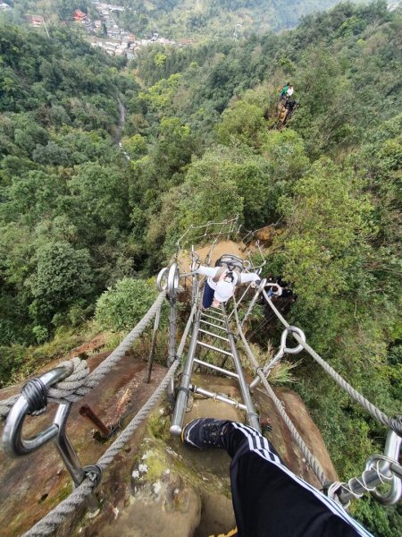 磺嘴山，翠翠谷，擎天崗，孝子山，慈母峰，普陀山，嶺腳瀑布，基隆曾子寮山，地標景觀台步道1713011