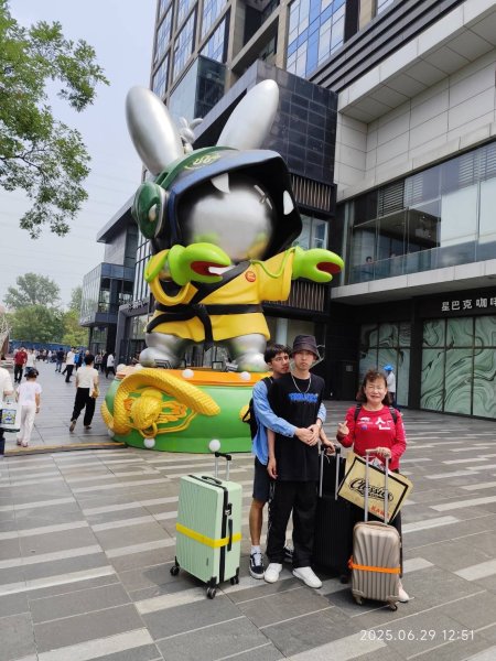 高鐵山西大同南站至北京清河站、北京胡同2842137
