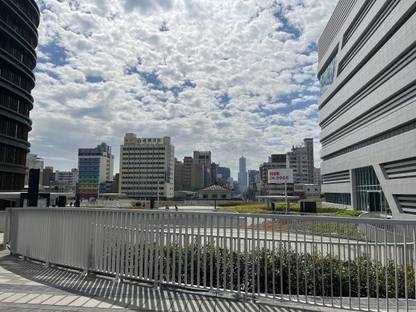 2025_0119 高雄車站2694817