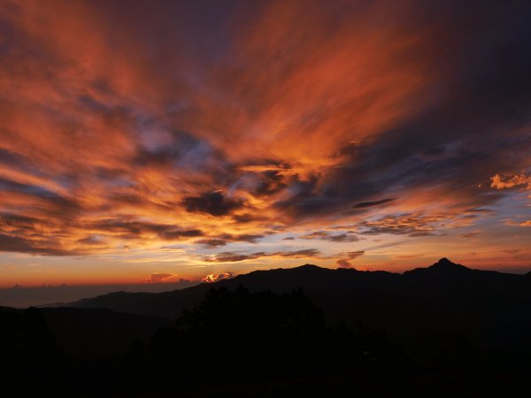 志佳陽大山 賞旭日雲彩 08/15-161072669