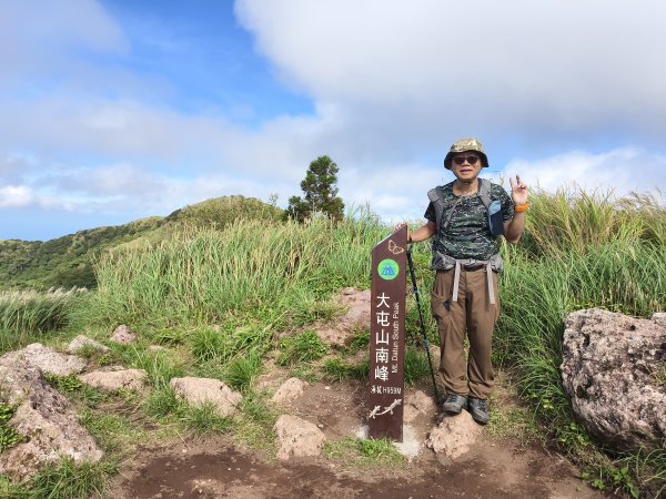 [百山百鳥尋旅-11/15] 2025_0927 大屯主峰-連峰步道_大屯山南峰2899384