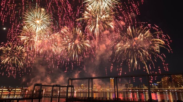 #大稻埕碼頭 #夏日煙火 8/30& #觀音山 八里牛寮埔 8/312874174