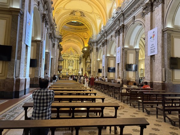 [紐約馬之行-55] 2025_1114 布宜諾斯艾利斯主教座堂2953533