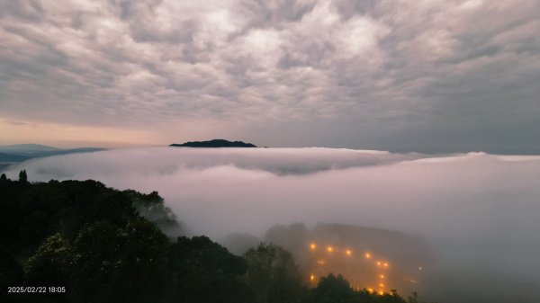 苗栗大湖 #薑麻園 #雲洞山莊 #琉璃光 #雲海 #雲瀑 2/222718338