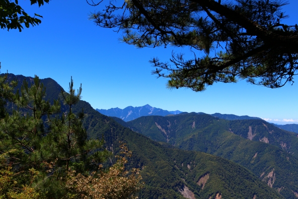 玉山主峰，眾山巔之首57252