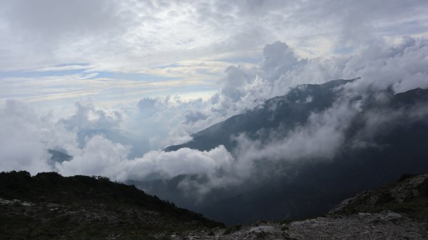 奇萊主山登山健行趣(百岳20號)2290025