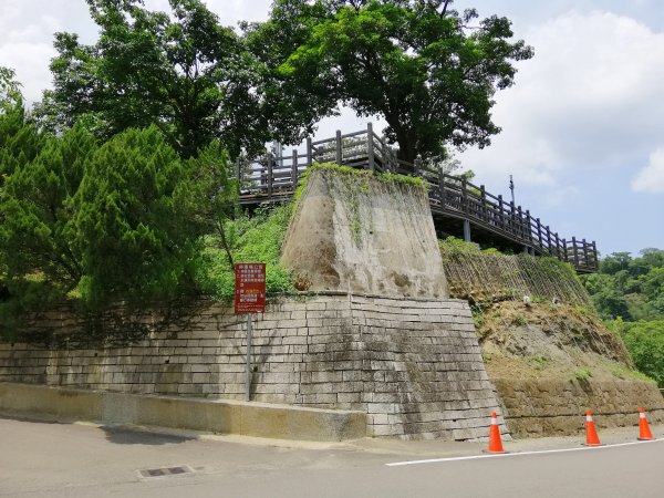 新竹峨眉~步道悠閒走。六寮古道1103277