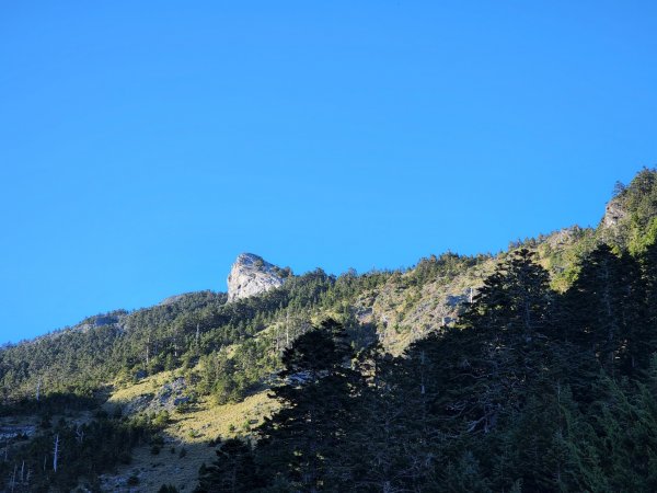 南湖帝王群峰朝聖之旅~東北季風亂入，缺尖哥的北一段1873806