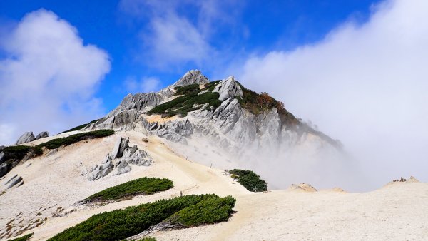 體驗日本最經典的北阿爾卑斯山脈之美燕槍穗縱走2964565